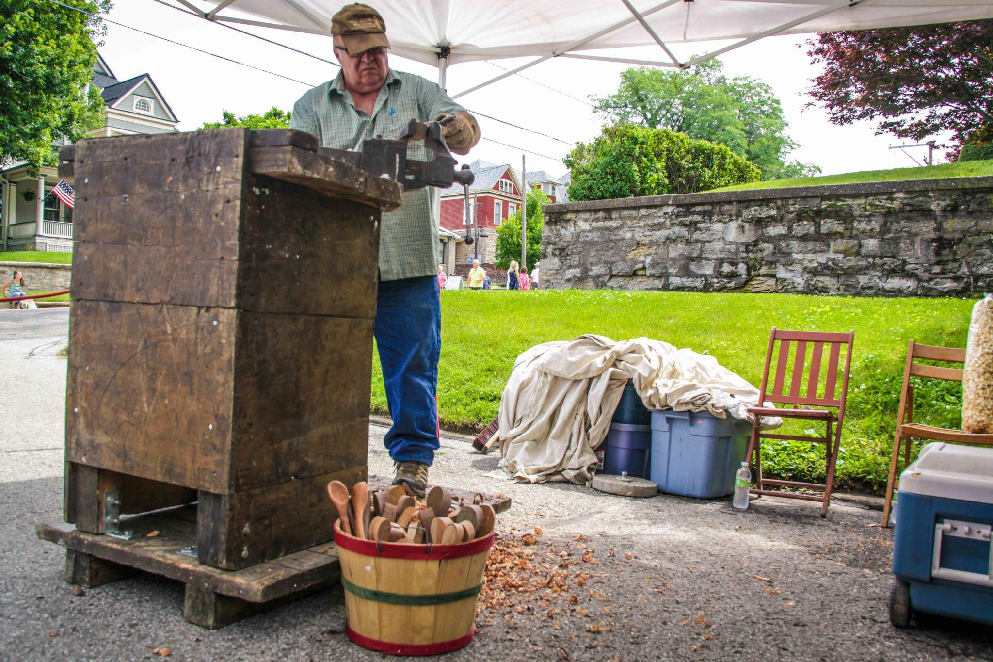 14+ Snake Alley Art Fair